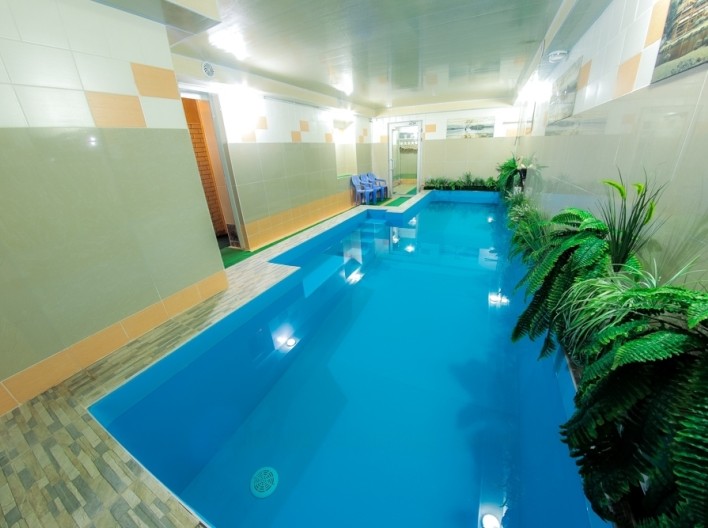 Гостинний двір «Арена»